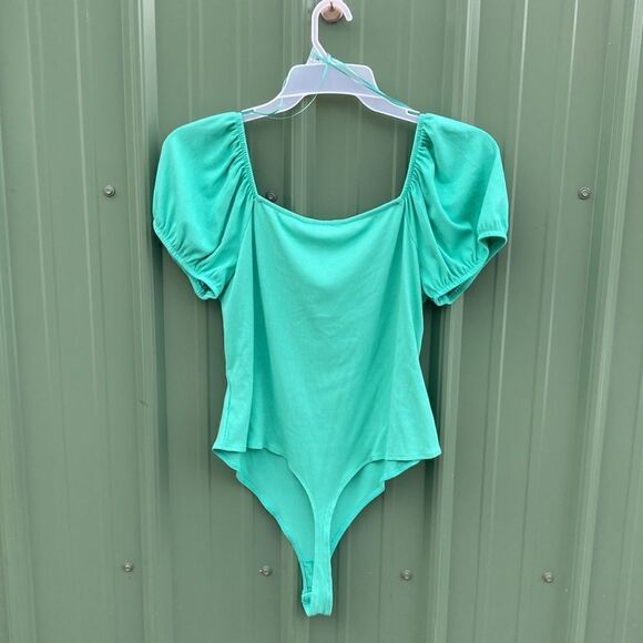 Lauren Conrad Green Ribbed Stretchy Short Sleeve Bodysuit Size XL - Picture 3 of 3